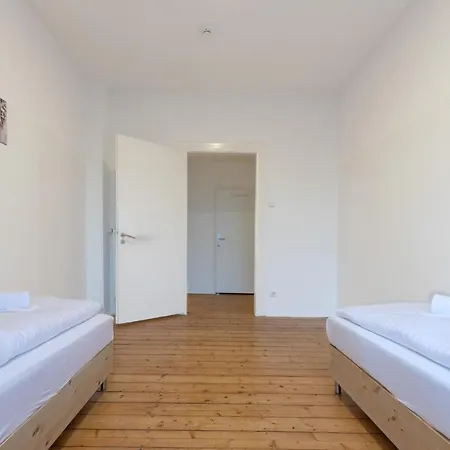 T&k - - 4 - 2nd Floor Duisburgo